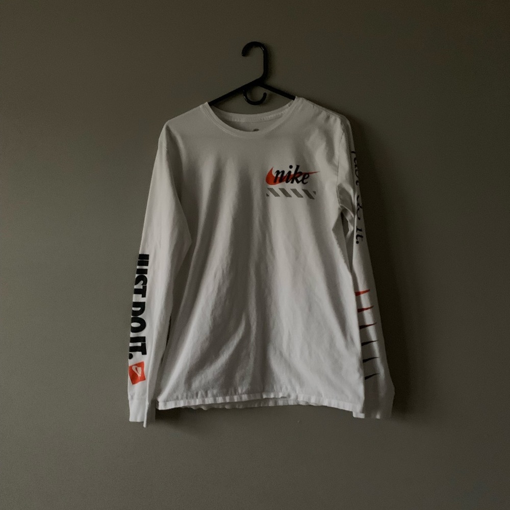 Nike long sleeve shirt